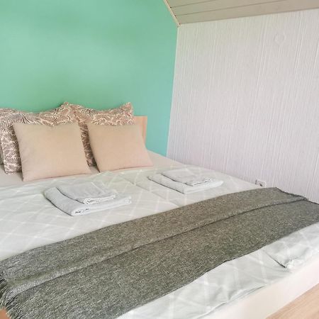 Deerwood Villa-Modern Cozy Apartment With Castle View Bled Exteriör bild