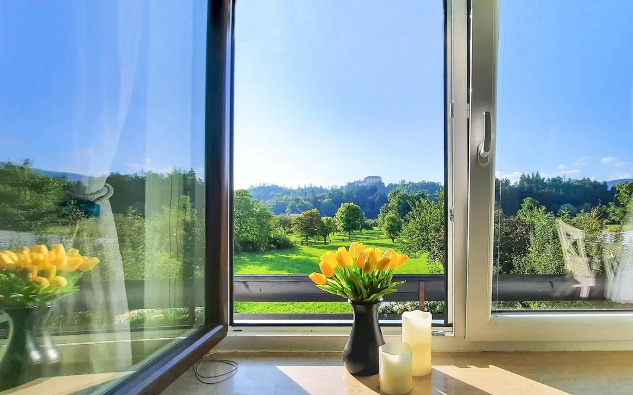 Deerwood Villa-Modern Cozy Apartment With Castle View Bled Exteriör bild