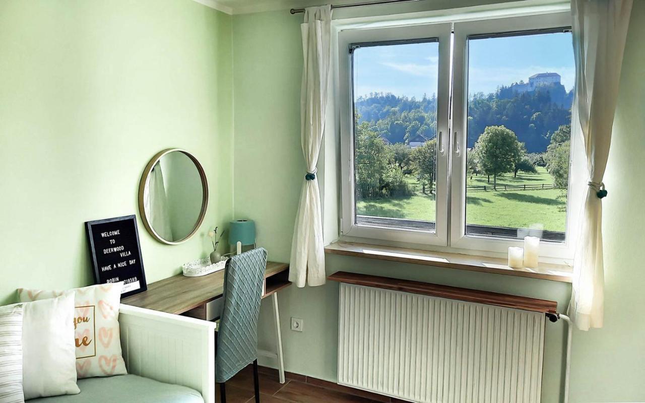 Deerwood Villa-Modern Cozy Apartment With Castle View Bled Exteriör bild